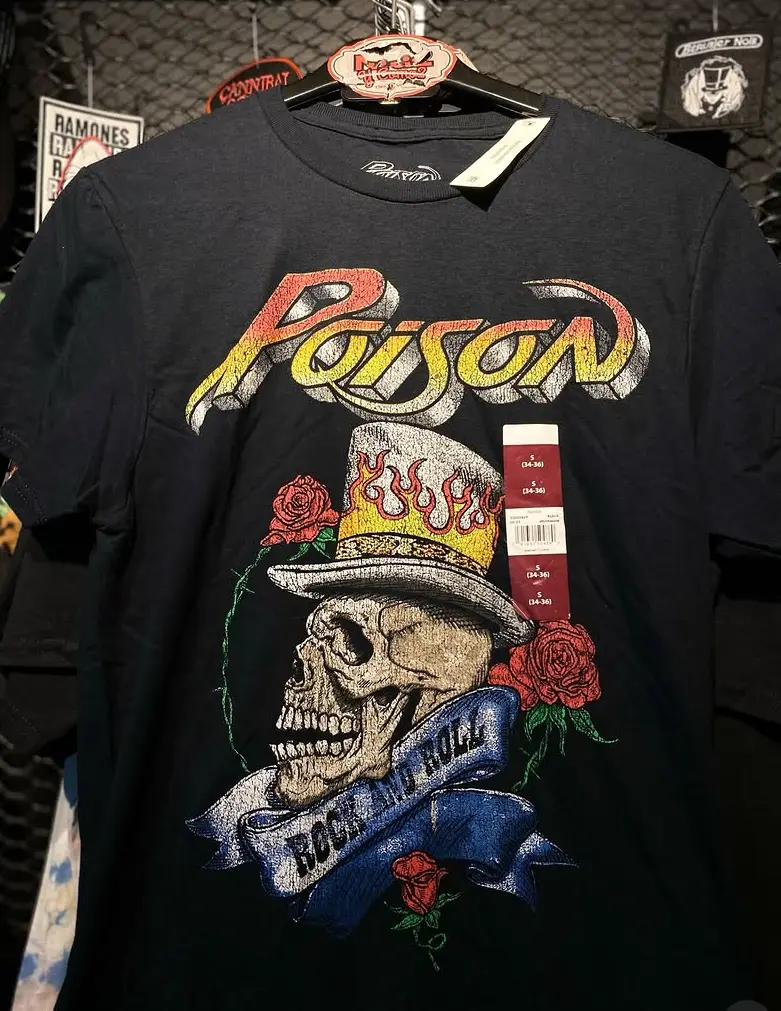 T shirt Banda Poison
