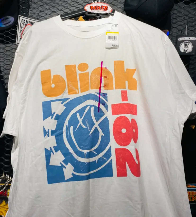 T shirt Blink 182